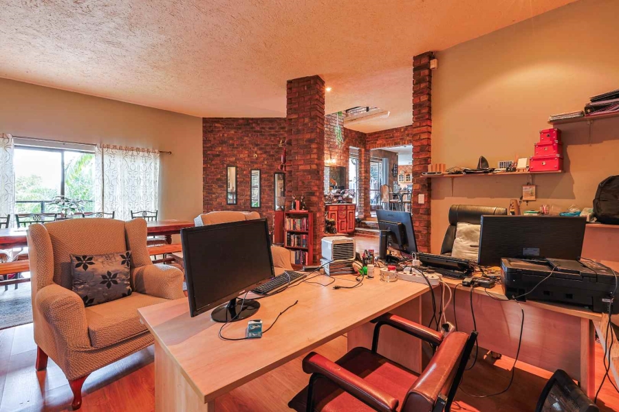 4 Bedroom Property for Sale in Hartbeespoort North West